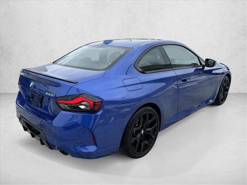 2025 BMW 230 i xDrive