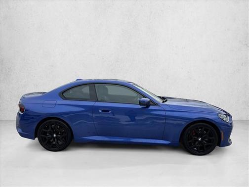 2025 BMW 230 i xDrive