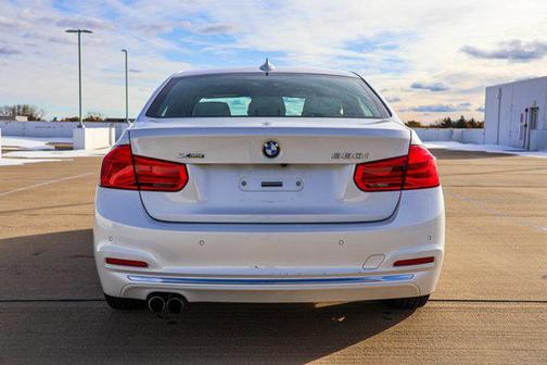 2017 BMW 330 xDrive