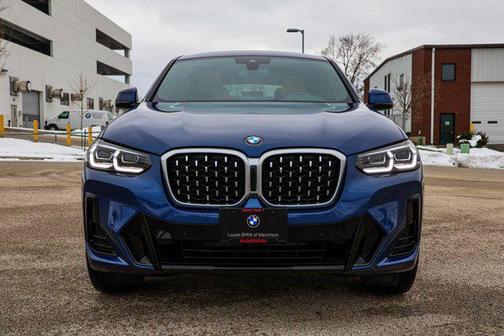 2023 BMW X4 xDrive30i