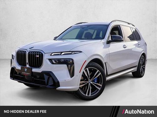 Mineral White Metallic 2025 BMW X7 M60i
