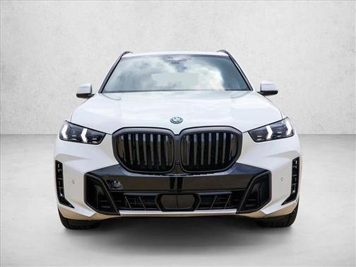 Mineral White Metallic 2026 BMW X5 PHEV xDrive50e