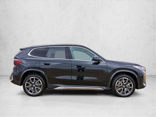 Black Sapphire Metallic 2026 BMW X1 xDrive28i