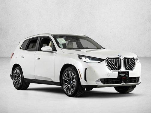 Mineral White Metallic 2025 BMW X3 30 xDrive