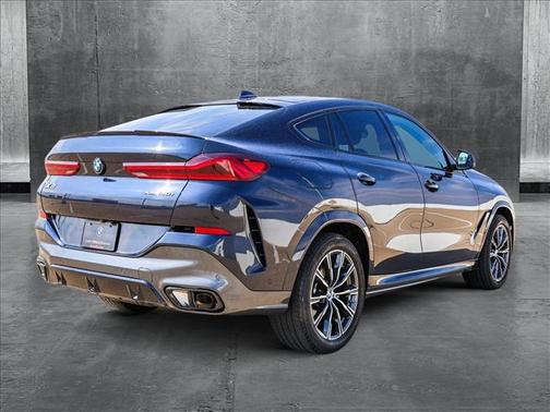 2023 BMW X6 xDrive40i
