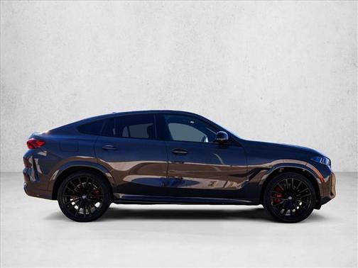 2024 BMW X6 M60i