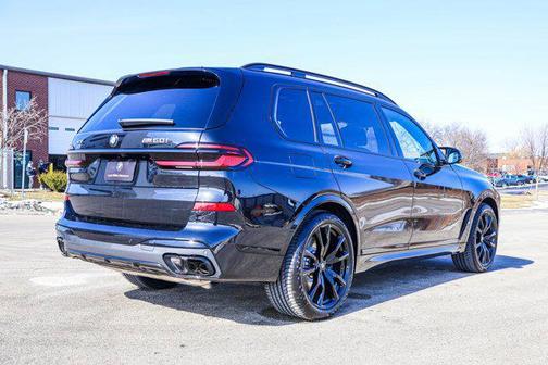 2026 BMW X7 M60i