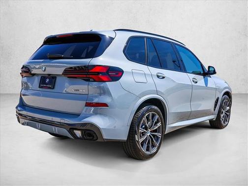 Brooklyn Grey Metallic 2026 BMW X5 xDrive40i