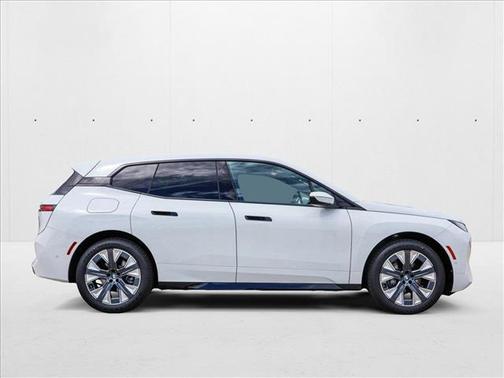 2026 BMW iX xDrive45