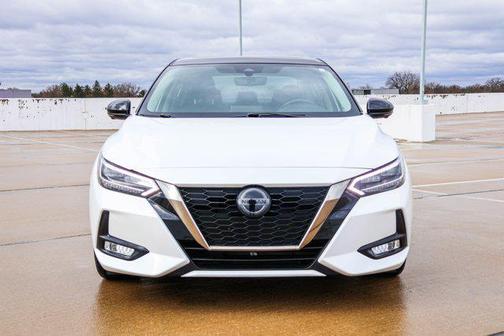 2022 Nissan Sentra SR
