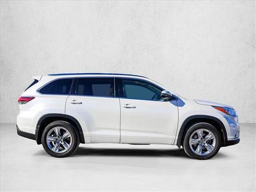 2016 Toyota Highlander Limited Platinum