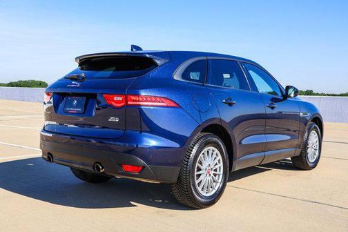 Dark Sapphire Metallic 2017 Jaguar F-PACE 35t