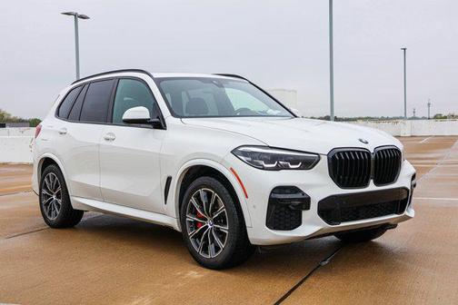 2022 BMW X5 M50i