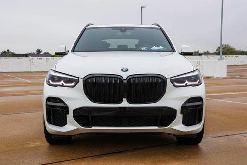 2022 BMW X5 M50i