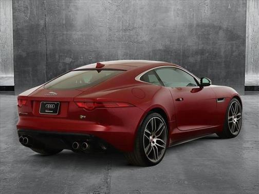 2015 Jaguar F-TYPE R