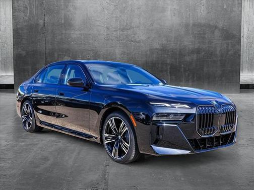 2025 BMW 760 i xDrive