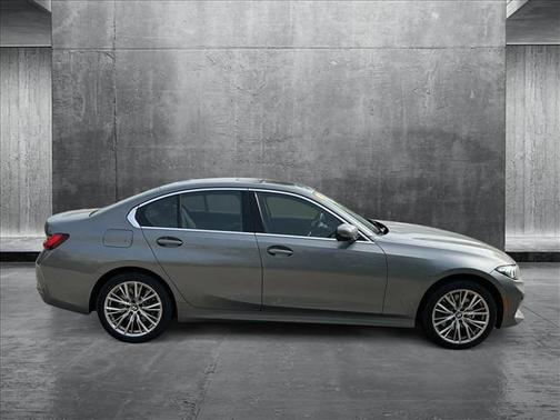 2024 BMW 330 i xDrive