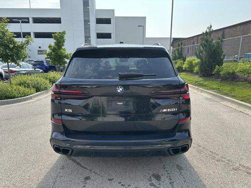 2024 BMW X5 M60i