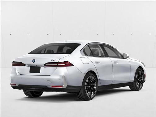Mineral White Metallic 2026 BMW 530 xDrive