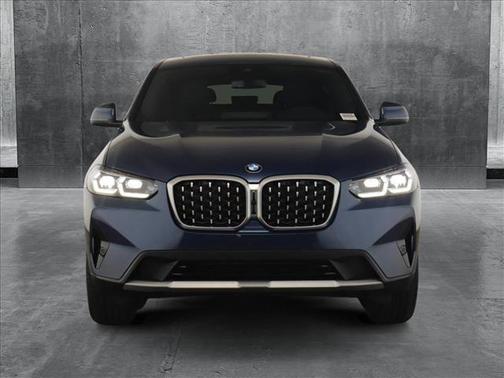 2025 BMW X4 xDrive30i