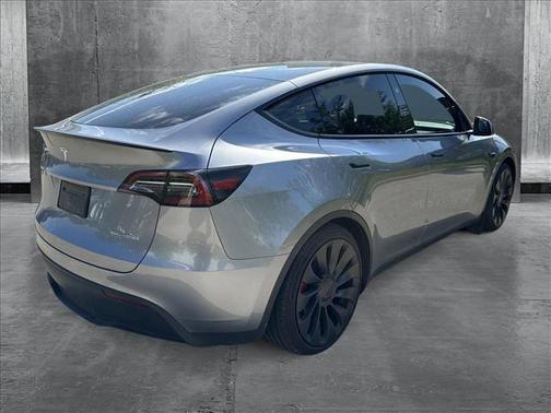 2024 Tesla Model Y Performance Dual Motor All-Wheel Drive