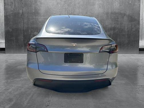 2024 Tesla Model Y Performance Dual Motor All-Wheel Drive