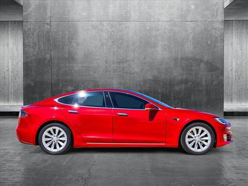 2018 Tesla Model S 75D