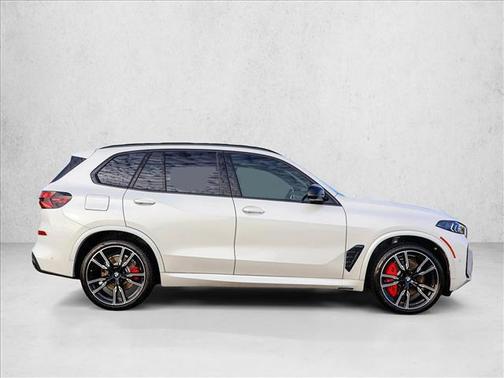 2026 BMW X5 M60i