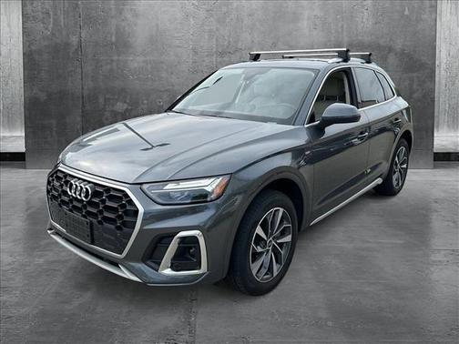 2022 Audi Q5 45 S line Premium