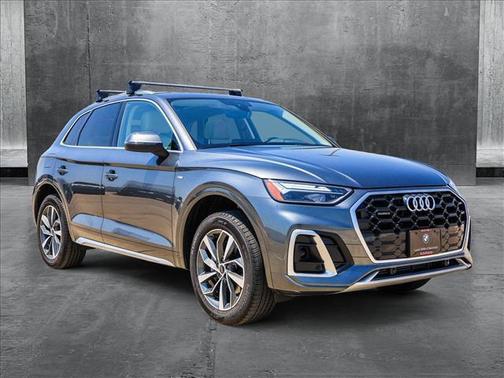 2022 Audi Q5 45 S line Premium