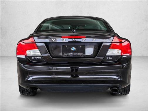 2011 Volvo C70 T5