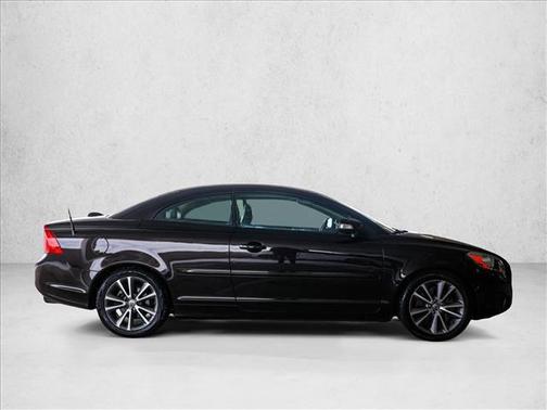 2011 Volvo C70 T5