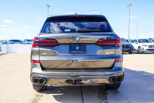 2026 BMW X5 M60i