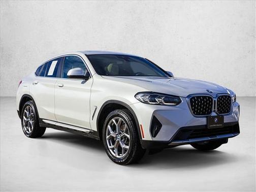 2025 BMW X4 xDrive30i