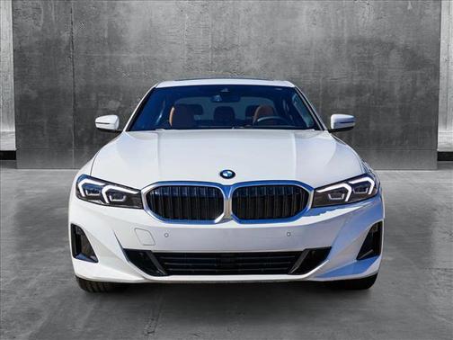 2025 BMW 330 i xDrive