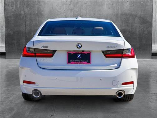 2025 BMW 330 i xDrive