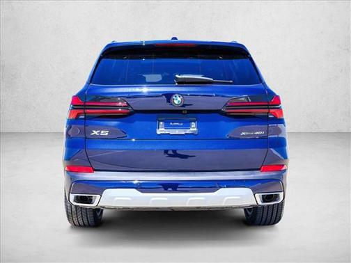 Tanzanite Blue II Metallic 2026 BMW X5 xDrive40i