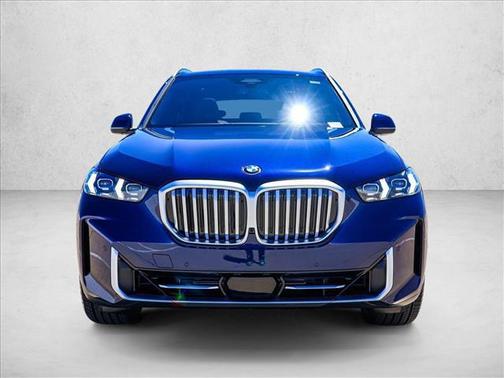 Tanzanite Blue II Metallic 2026 BMW X5 xDrive40i