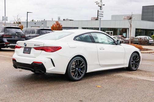 2025 BMW M440 i xDrive