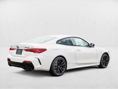 2025 BMW M440 i xDrive