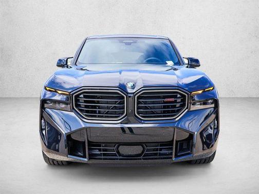 Black Sapphire Metallic 2026 BMW XM Label
