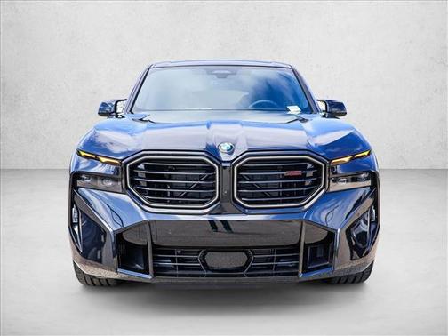Black Sapphire Metallic 2026 BMW XM Label