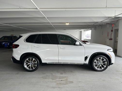 2025 BMW X5 xDrive40i