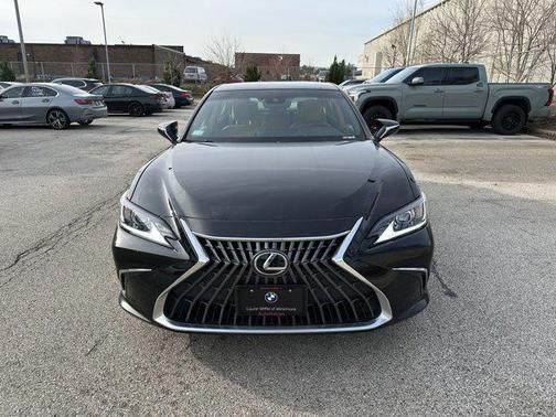 2022 Lexus ES 350 Base