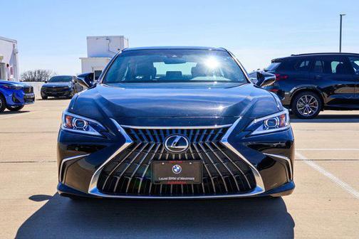 2022 Lexus ES 350 Base