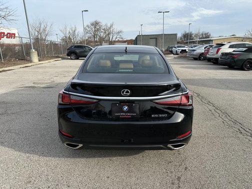 2022 Lexus ES 350 Base