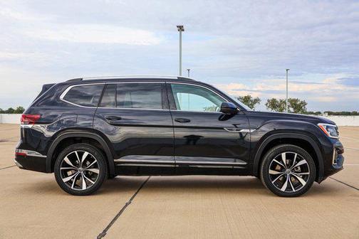 2024 Volkswagen Atlas 2.0T SEL Premium R-Line 4MOTION