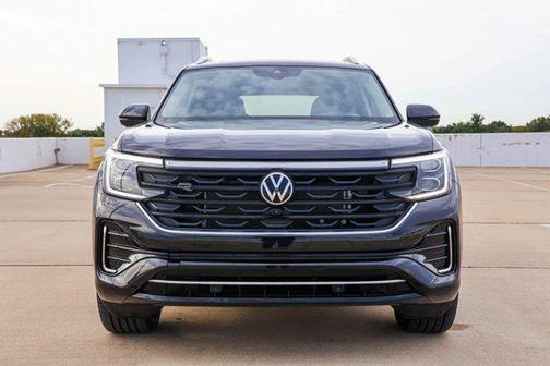 2024 Volkswagen Atlas 2.0T SEL Premium R-Line 4MOTION