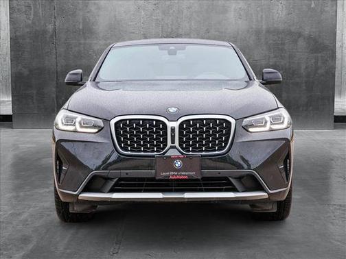 2024 BMW X4 xDrive30i