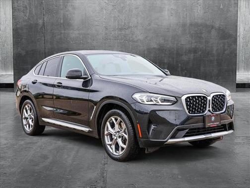 2024 BMW X4 xDrive30i
